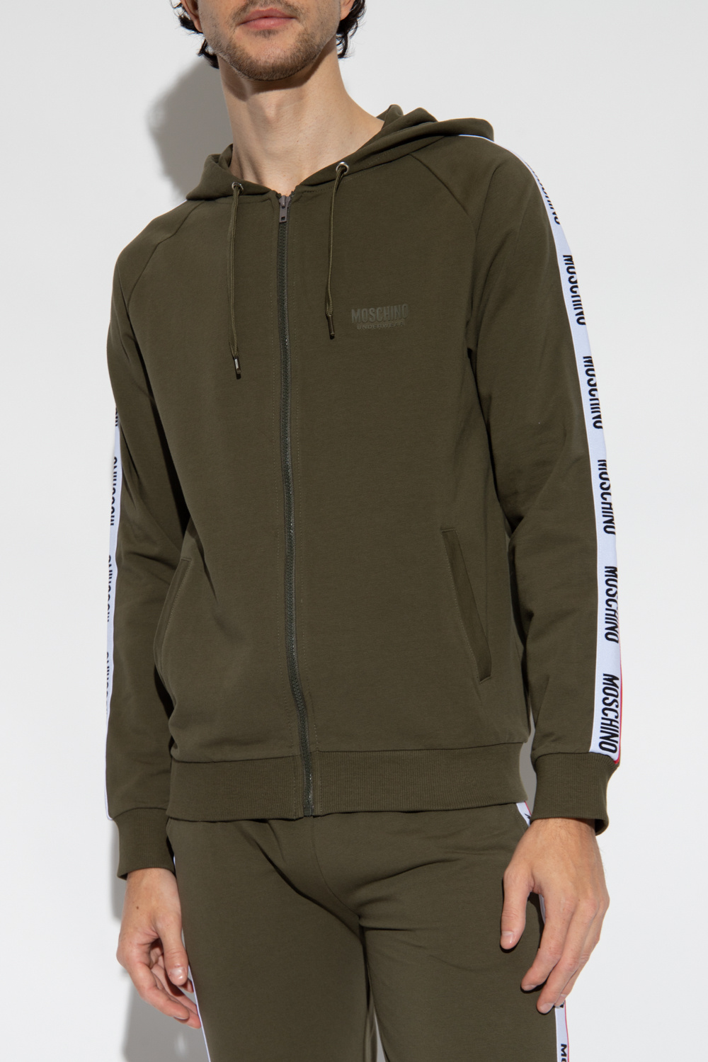 パーカー・フーディ Moschino FW24 Logo print hoodie (V17257028 1555) Moschino Logo Print Hoodie | italist